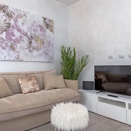 Apartment 35 Gozzadini Rom